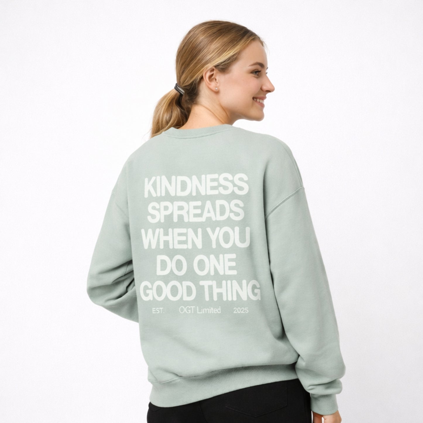 OVERSIZED 'KINDNESS SPREADS' CREWNECK